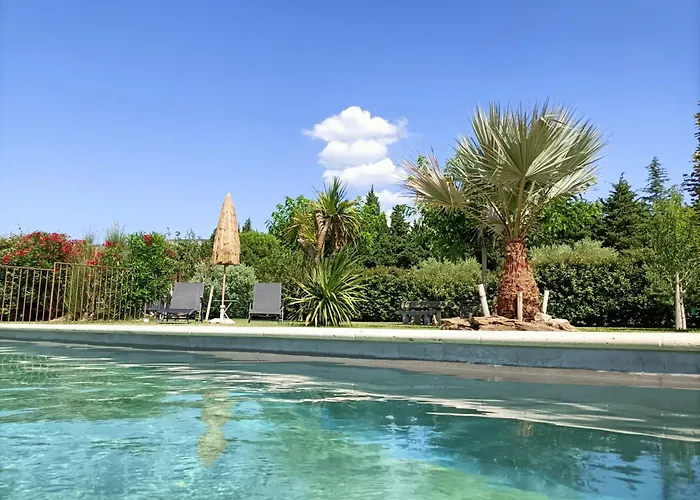 Faré Tchanqué clim cuisine d'été PRIVATIVE piscine parking wifi gratuits